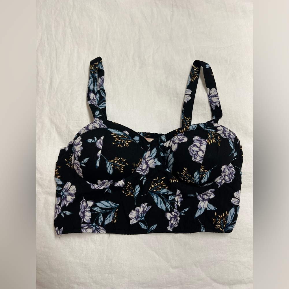 Black floral crop top